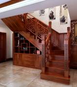 荔蒲木楼梯|供应桂林价格合理的实木楼梯