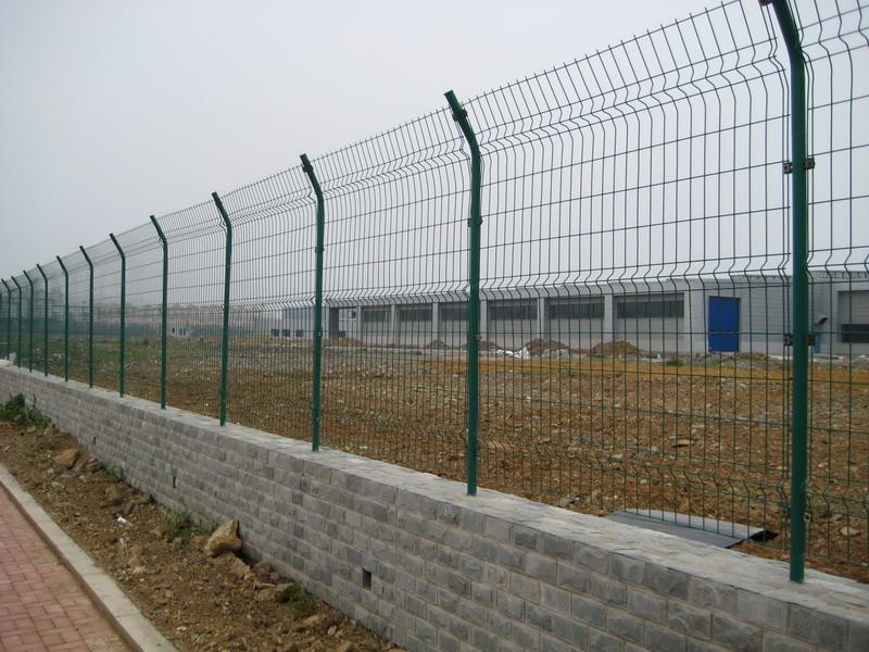 护栏网  铁路护栏网  高速铁路护栏网 护栏网报价