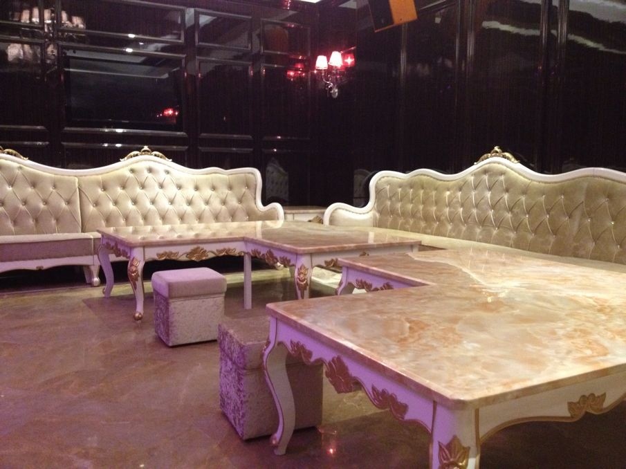 佛山KTV沙发_最具口碑的餐饮卡座沙发低价出售