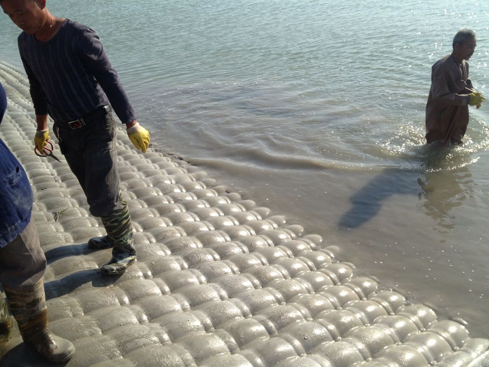 供应水下模袋护坡工程与施工价格公司13626203733