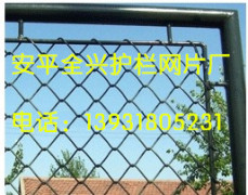 勾花护栏网隔离栅规格 河北勾花网护栏网供应出售