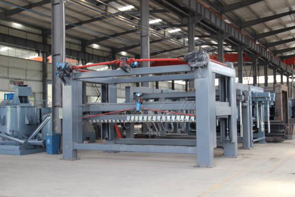 供应广西价格合理的加气块切割机