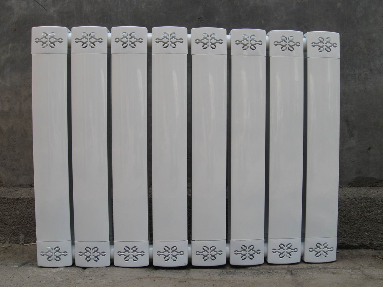 房山钢铝厚壁无缝管复合散热器-好用的超国标钢铝厚壁无缝管复合散热器就在聊城宏泰散热器