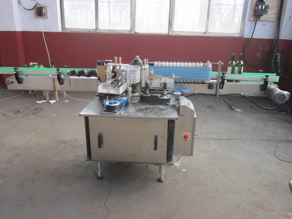 辰盛源包装提供好用的【专业】全自动白酒贴标机