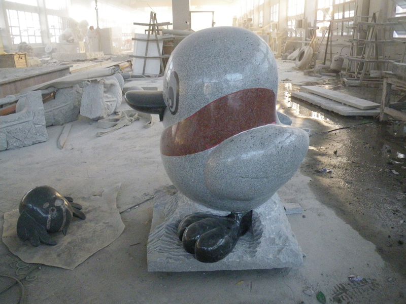 去哪买优良的鸭子石雕,福州动物雕刻