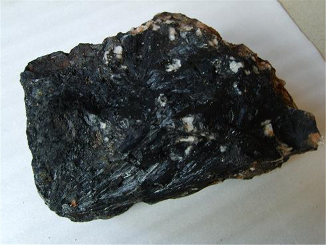 电气石精矿 电气石精矿供应 选择桂林托玛琳电气石精矿