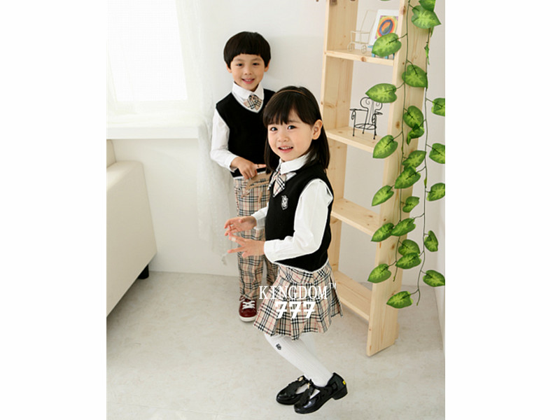 幼儿园校服