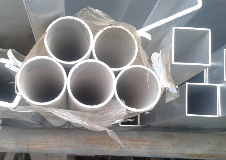 潍坊肯德基门铝型材专业供应商——肯德基门铝型材代理加盟