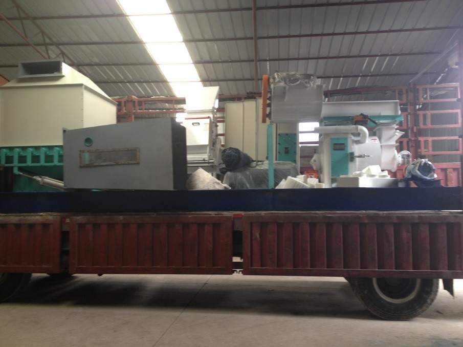 同富机械木屑颗粒机设备