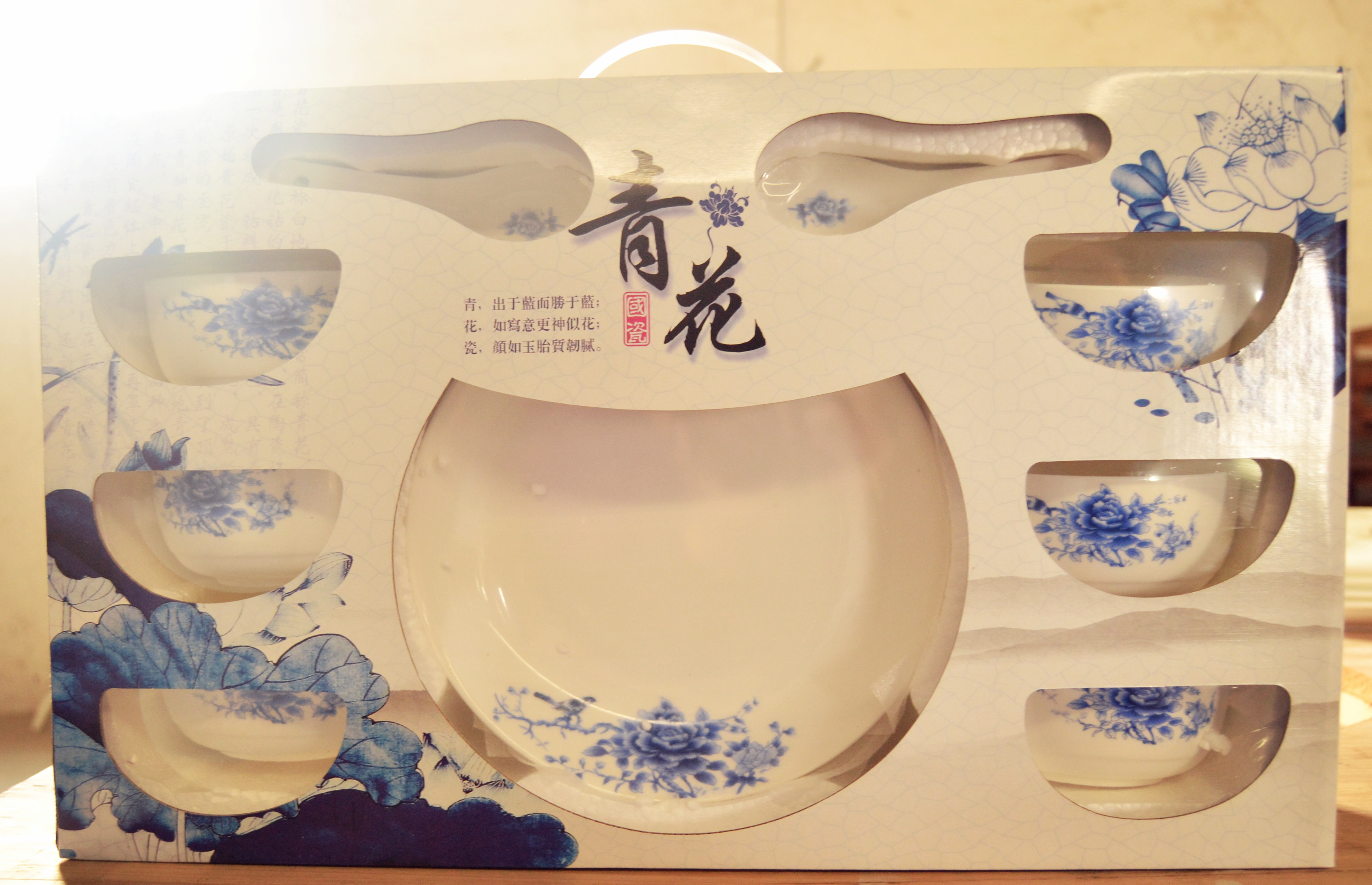 青花瓷碗套装价格——名声好的青花碗套装供应商，当选晓衡陶瓷