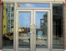 辽宁氟碳烤漆门批发 买优惠的氟碳烤漆门优选沈阳金泓森门窗