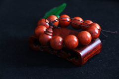 赣州血檀手串厂家|口碑好的血檀手串厂家推荐