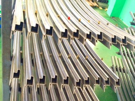 驾驶室异型材-工程机驾驶室异型材|农机驾驶室异型材