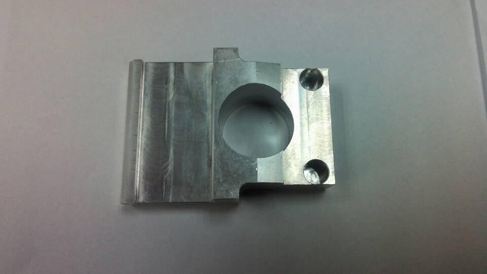 想找专业的CNC加工中心当选深联精工五金加工,宝安CNC数控车床加工厂