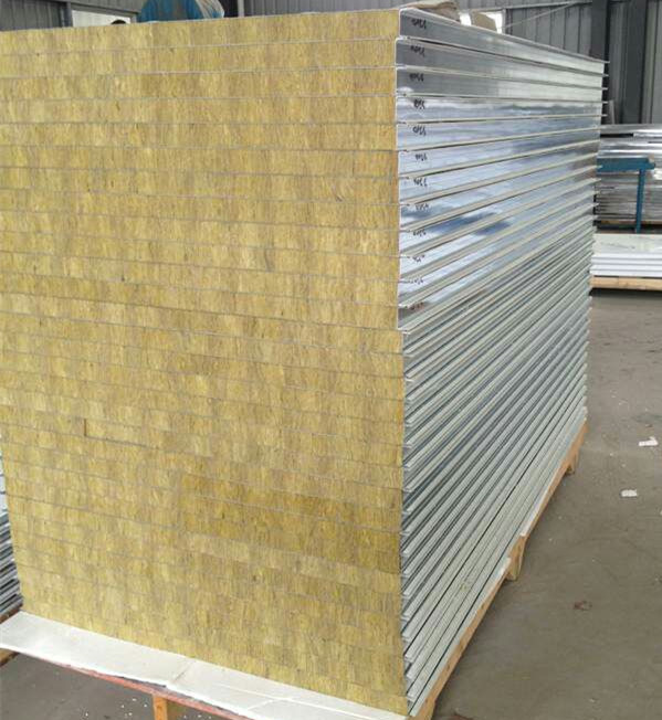 岩棉夹心彩钢板 福州哪里有彩钢板材料 高品质彩钢板材料