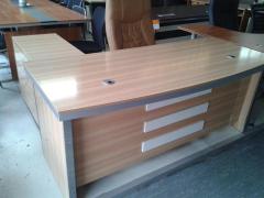 供應品質好的班臺_上等石家莊寰宇辦公家具