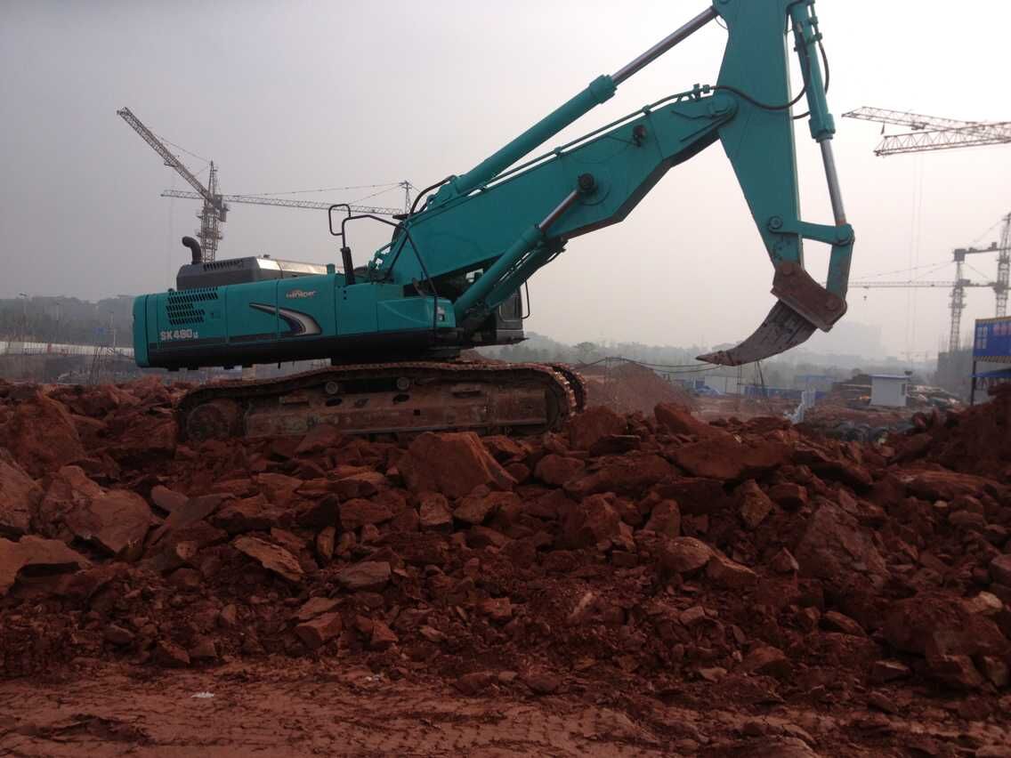 优质钩钩机租赁,雄兴机械租赁提供——四川钩钩机租赁