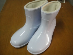 上海市价格优惠的PVC白色加棉雨鞋批发 PVC白色加棉雨鞋供应