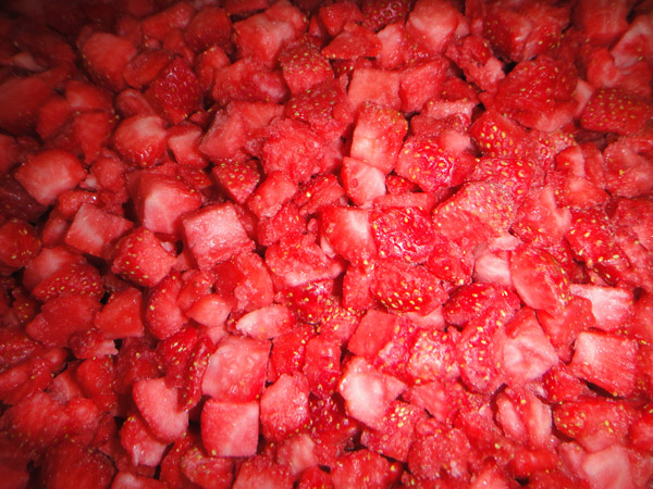 陕西冷冻草莓-供应潍坊市优惠的速冻草莓