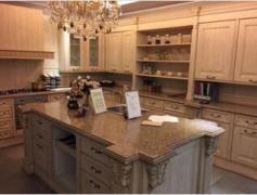 酒泉橱柜定制:买橱柜就来兰州尊雅石材