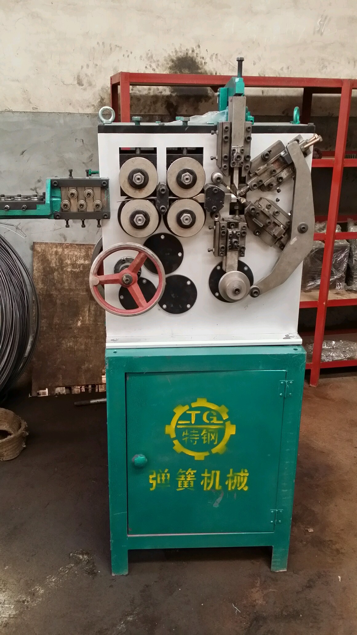 弹簧机械制造公司专业供卷簧机  弹簧机价格  压簧机