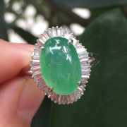 在肇慶怎么買高質量的翡翠A貨蛋面戒指 ,天水 翡翠