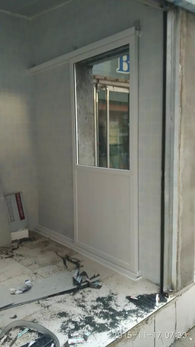 铝塑门窗