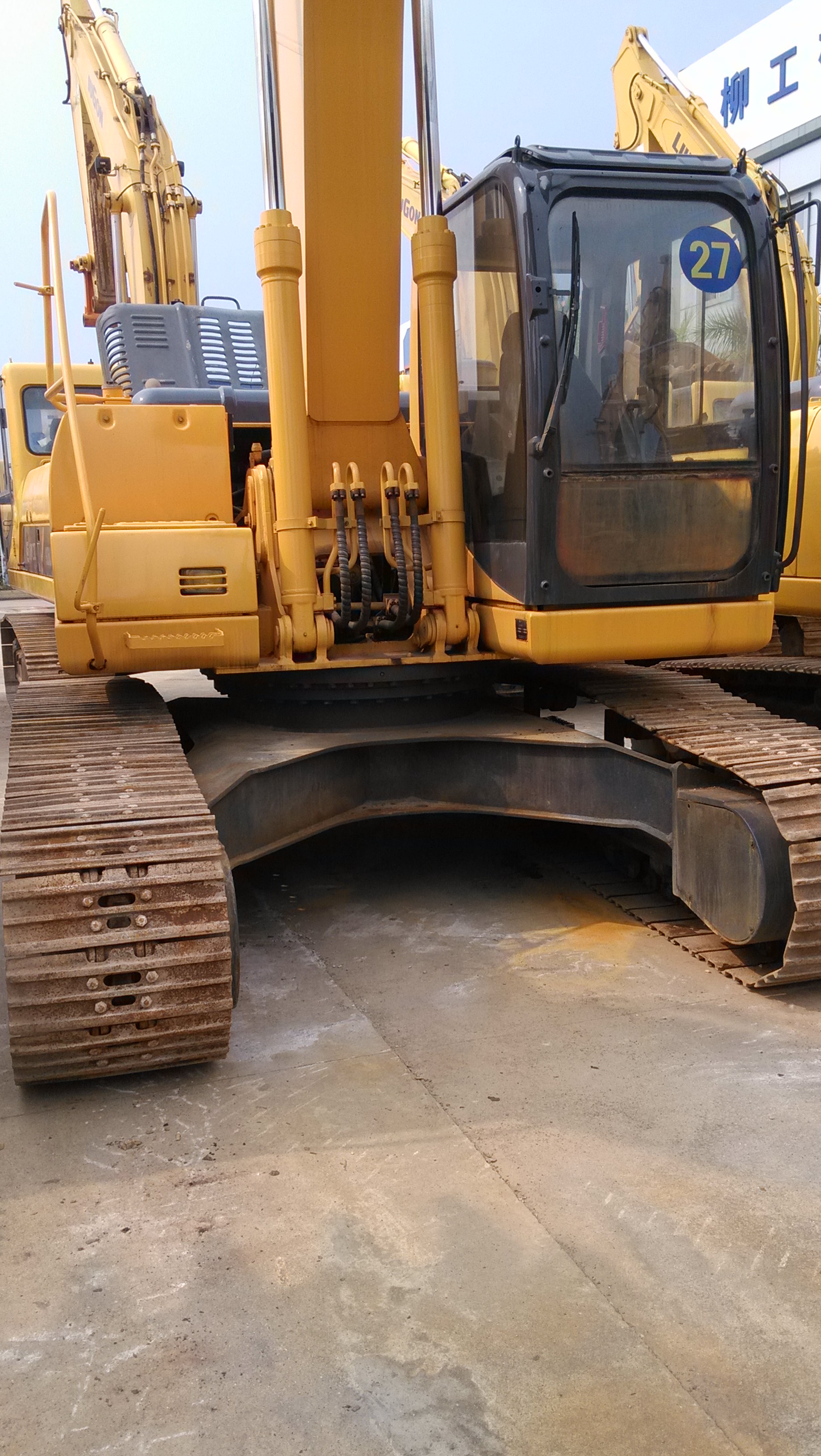 南宁柳工二手挖掘机市场_南宁地区特价二手挖掘机