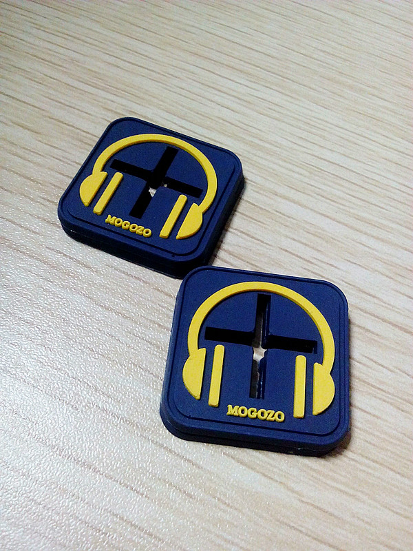 首页 产品展示 滴塑商标 pvc标  5,开模打样费用低(仅收取成本费用)